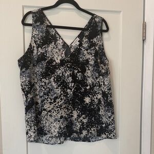 Nordstrom Black and Gray Abstract Tank Top